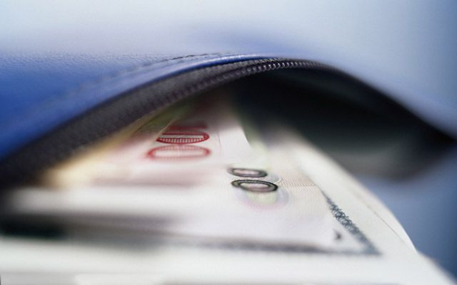黄金高位回落，中期多头结构不变